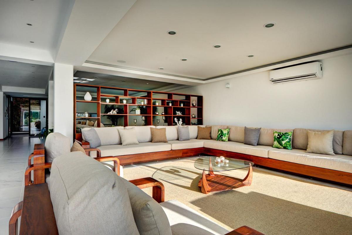 Villa Poblado De Apoyo Diamont Sleeps 22 With Pool&air Con Playa del Carmen