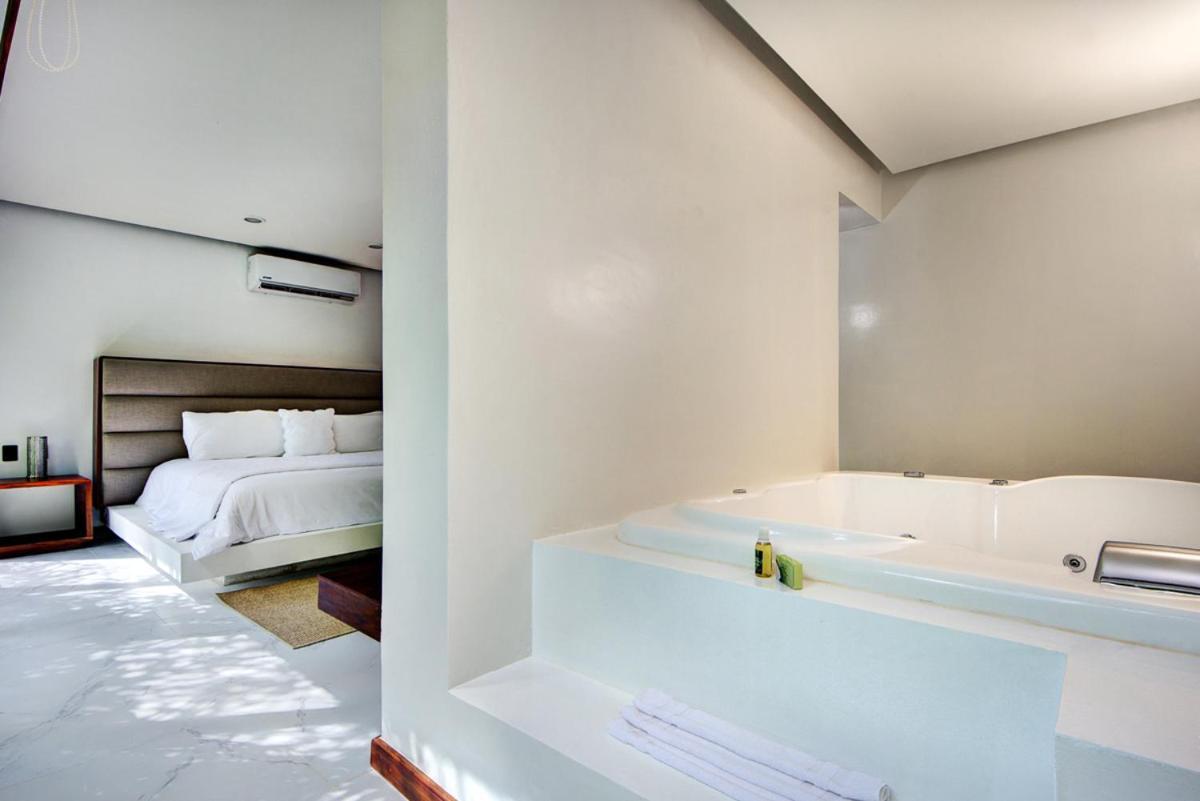 Poblado De Apoyo Diamont Sleeps 22 With Pool&air Con Playa del Carmen