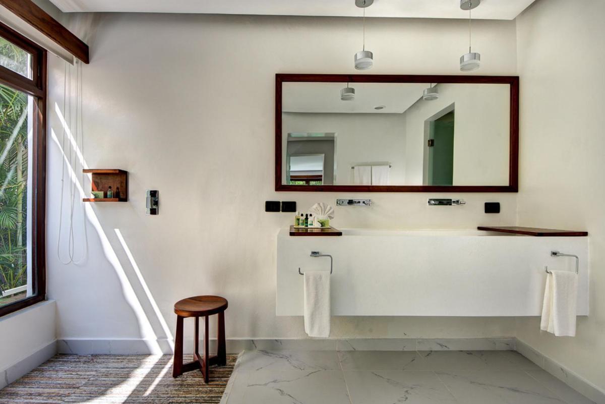 Villa Poblado De Apoyo Diamont Sleeps 22 With Pool&air Con
